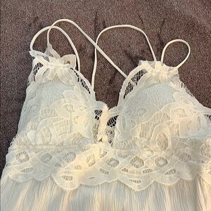 J for Justify Cream Lace Crop Camisole